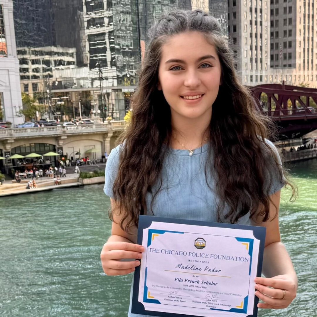 CHA sophomore receives scholarship from the Chicago Police Foundation